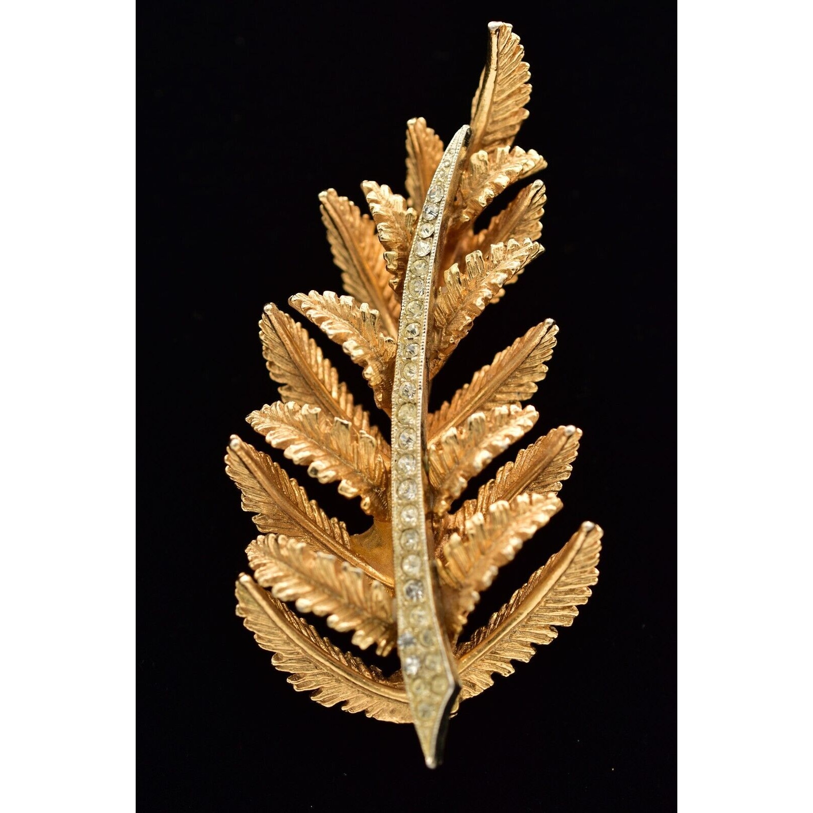 Art Vintage Leaf Pin Brooch Fall Rhinestone Crystal Gold Tone Signed 1950s Binbg 40$
